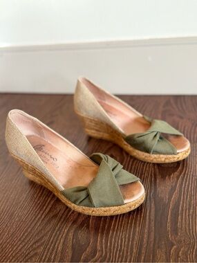 Gaimo Espadrille Wedge Peep-Toe Wedge | Made in Spain | Size 38